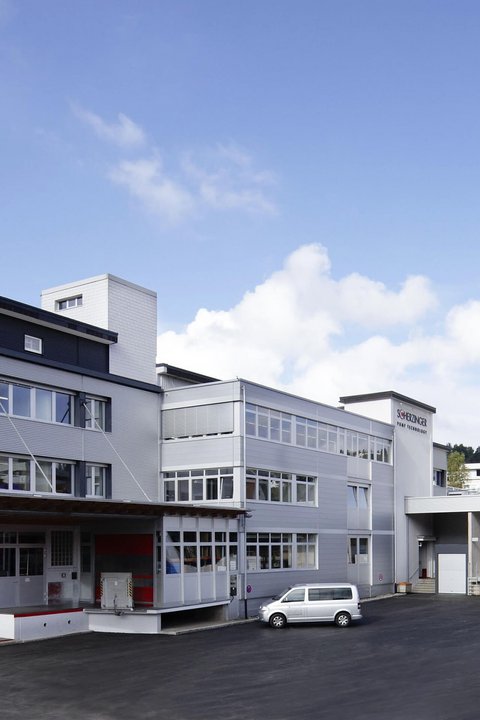 Erweiterung der Fertigung von Scherzinger im Jahr 2007.