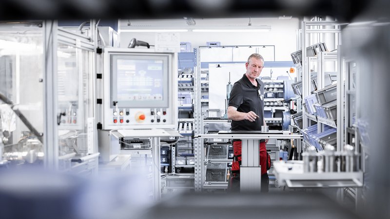 Anwendung Chemikaliendosierung, bei der neuste Dosiertechnologie zum Einsatz kommt.